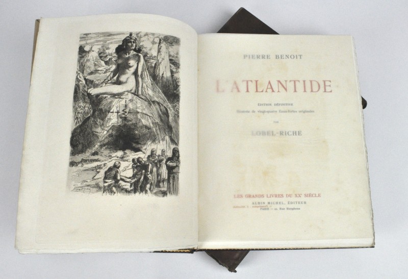 “L’atlantide”. Geïllustreerd met 24 etsen van Lobel-Riche. Ed. Albin Michel. Parijs, 1922. Paperback-editie en later ingebonden in leder.