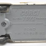 “Ford Thunderbird”. Een miniatuurauto.
