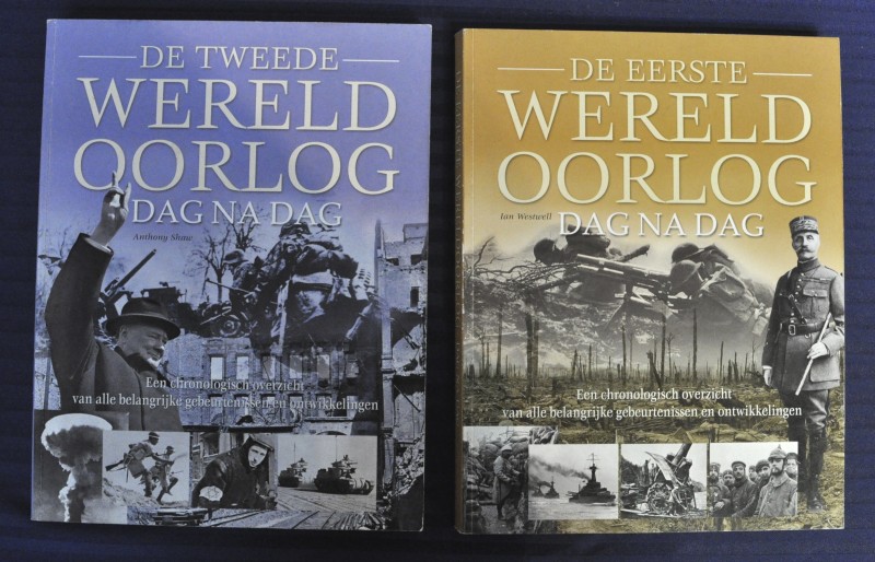 Twee boeken:- “De Eerste Wereldoorlog dag na dag”. Ian Westwell. - “De Tweede Wereldoorlog dag na dag”. Anthony Shaw.Zuidnederlandse uitgeverij N.V. Aartselaar.