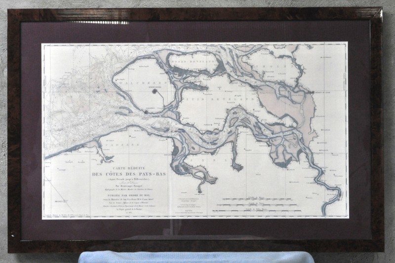 Een reproductie van een XIXe eeuwse kaart van de kust der Nederlanden van Oostende tot Hellevoetsluis.