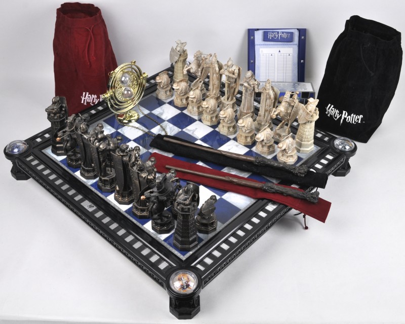 “Harry Potter Chess game”. Complete spelset met alle toebehoren.