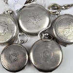 Vijf verschillende zilveren sleutelhorloge dubbele kast, één met zilveren sleutel in de vorm van een naakte dame en één van C. Detouche.