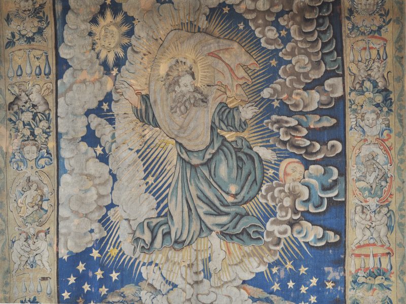 “God schept de hemellichamen”. Wandtapijt, XVIIde eeuw. Diverse restauraties.