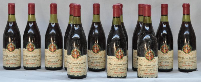 Volnay Clos des Chênes A.C. -  Tastevinage 1e cru Potinet-Ampeau, Monthélie M.O O.D. 1966  aantal: 12 bt 3 à 4 cm