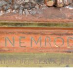 “Nemerod”. Een bronzen beeld naar anleiding van het ‘Salon des beaux arts’. Met gieterijstempel.
