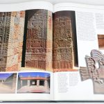 “Het oude Mexico. Geschiedenis en cultuur van de Maya’s, Azteken en andere pre-Columbiaanse volkeren”. Maria Longhena. Ed. Zuid boekproducties. Lisse, 1998.