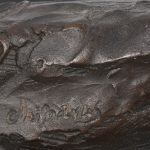 “Boogschutter”. Een beeld van bruingepatineerd brons op een zwart marmeren sokkel. Naar een werk van Chiparus.