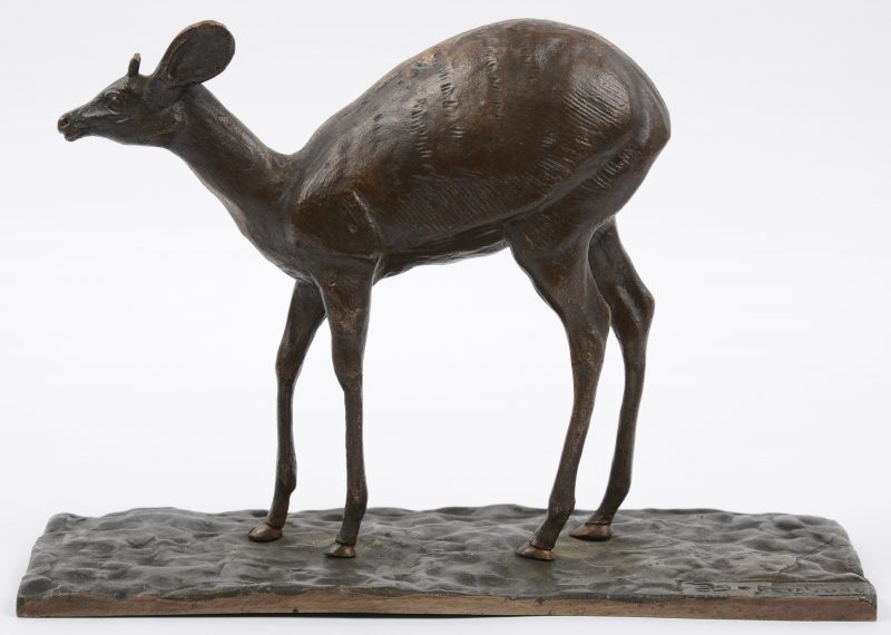 “Kleine antilope”. Een bronzen beeld. Gesigneerd.