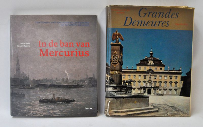 Twee boeken:- “In de ban van Mercurius...”. Greta Devos en Ilja Van Damme. Ed. Lannoo 2002.“Grandes demeures”. Nigel Nicolson. Ed. Hachette.