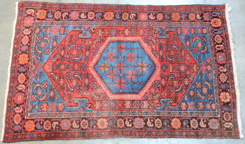 Perzisch karpet van wol. Handgeknoopt.