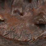 “Flute champêtre”. Een beeld van bruingepatineerd brons. Gesigneerd.