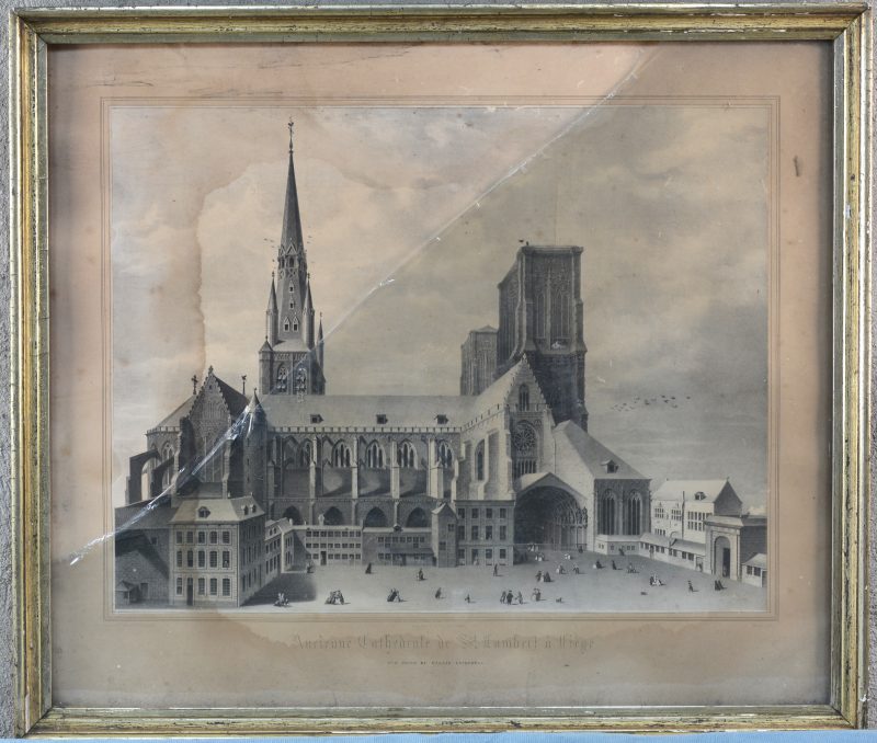 “Ancienne cathédrale de St. Lambert à Liège. Vue prise du palais épiscopal”. Gravure naar een ontwerp van Deneumoullin. Gebroken glas en waterschade.