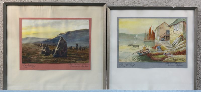 “Stone avenue, Cornwall” & “vissershaven te Cornwall”. Twee aquarellen op papier. Beide gesigneerd en gedateerd 1917.