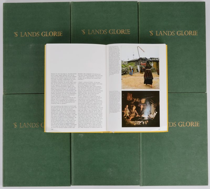 6 albums Historia “’s Lands Glorie’ I tot en met VI - compleet, plus een album “Himalaya en Karakoram”.