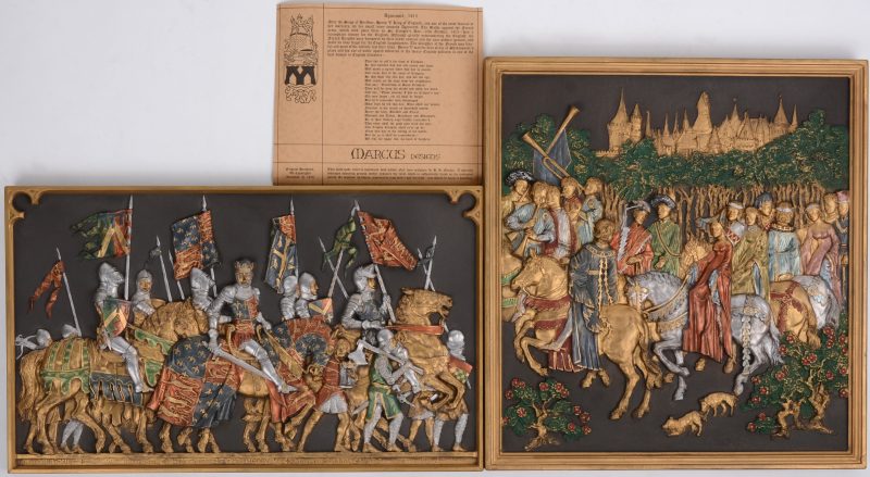 “Agincourt”. Twee handgeschilderde gipsen plaquettes met historische voorstellingen.