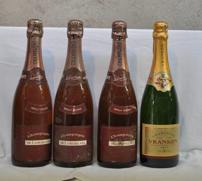 Lot champagne        aantal: 4 Bt. Champagne Brut Grande Réserve   Vranken, Reims M.O.    aantal: 1 Bt. Champagne Brut Rosé   De Lamorlaye, Reims M.O.    aantal: 3 Bt.