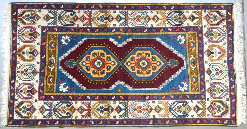 Een handgeknoopt Turks karpet.