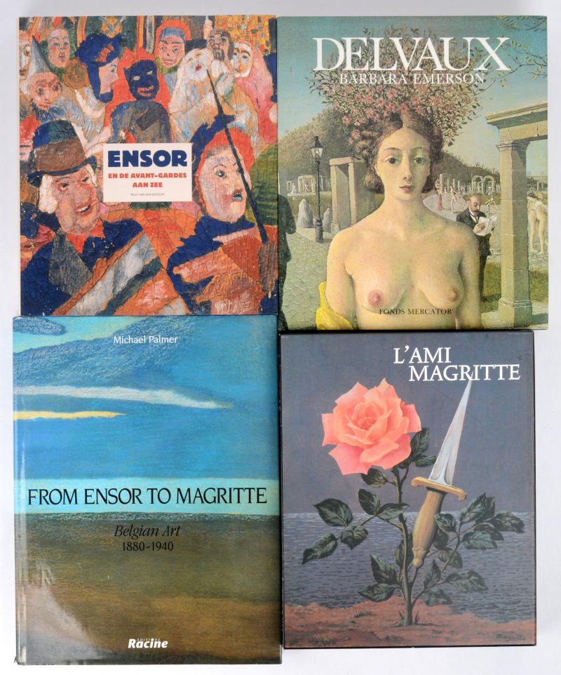 Een lot van vier kunstboeken waaronder werken over Magritte, Delvaux en Ensor.