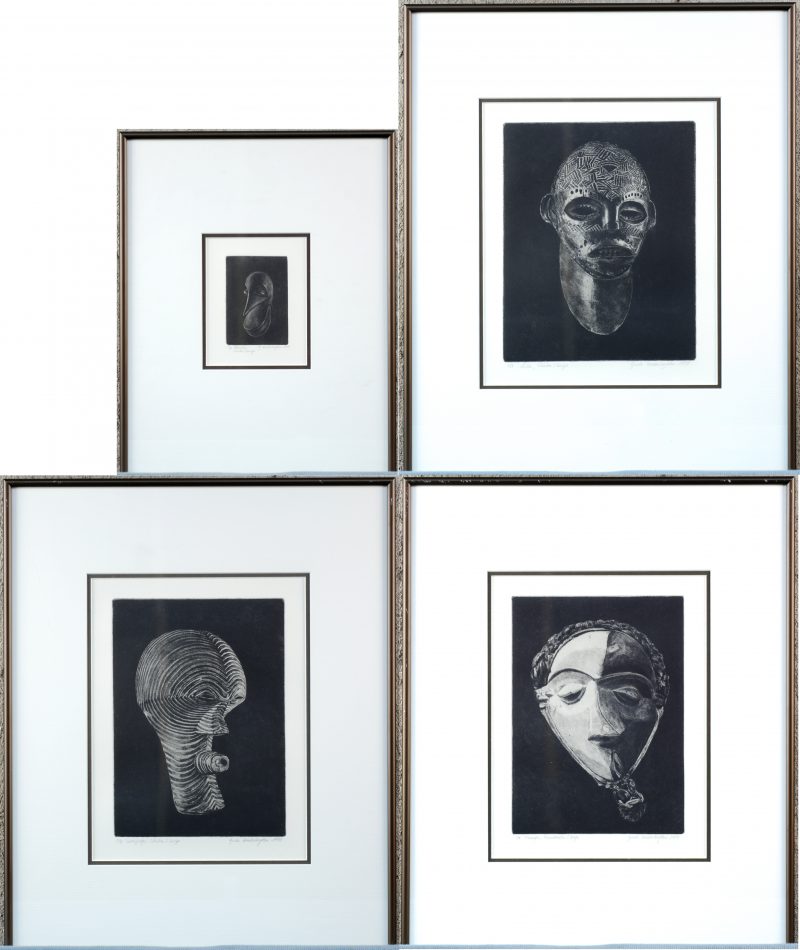 Een reeks van vier etsen met Congolese maskers. Allen buiten de plaat gesigneerd, genummerd op acht exemplaren en gedateerd 1998 & 1999.