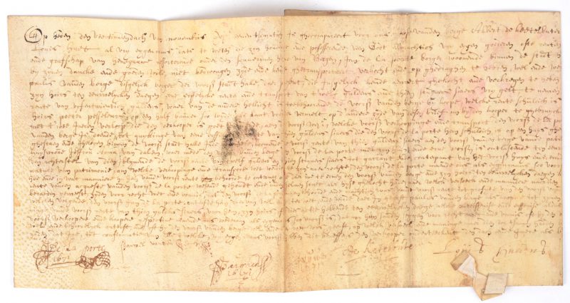 Een oude verkoopsovereenkomst tussen zes partijen. Gedateerd 1671 en 1665 op de verso.