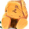 Inro versierd met karpers in reliëf en netsuké van gebeeldhouwd ivoor met voorstelling van een visser met uitpuilende ogen. Japan, eerste kwart XXste eeuw. Onderaan gemerkt.
