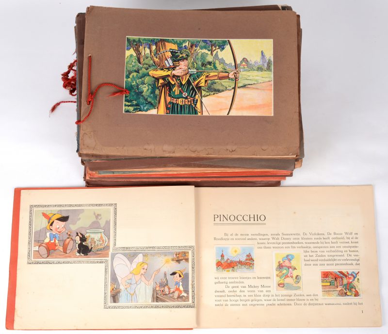 Een serie van 29 albums met chromo’s met afbeeldingen uit tekenfilms van Walt Disney en Paramount Pictures. Nederlandse en Franse teksten. In-8, oblong. Jaren 30 en 40.