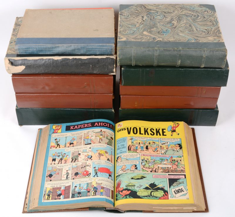 Een lot van elf bindingen met tijdschriften ‘Ons Volkske’, ‘Kuifje’ & ‘Snoek’.