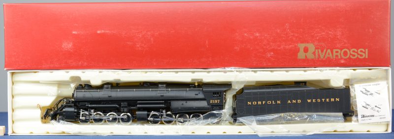 Een stoomlocomotief type Cl Y6b "Mallet" van de Norfolk & Western RR voor spoortype HO. In originele verpakking. Nieuwstaat.