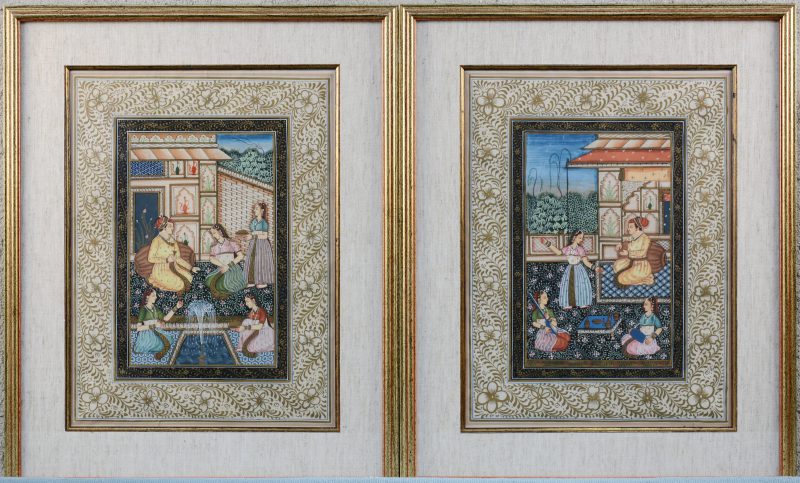 Een paar Moghul - miniaturen op zijde, ingekaderd.