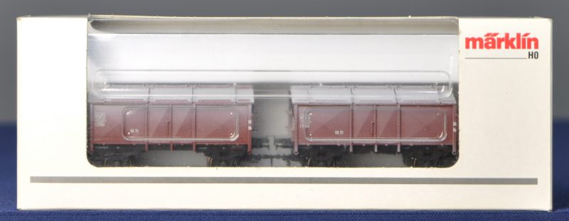 Een set van twee klapdeksel goederenwagons van de Deutse spoorwegen. In originele doos.