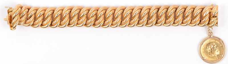 Een 18 karaats geel gouden geweven schakelarmband met hanger bezet met 10 gulden van 900 ‰ goud. Koning Willem III. 1876.