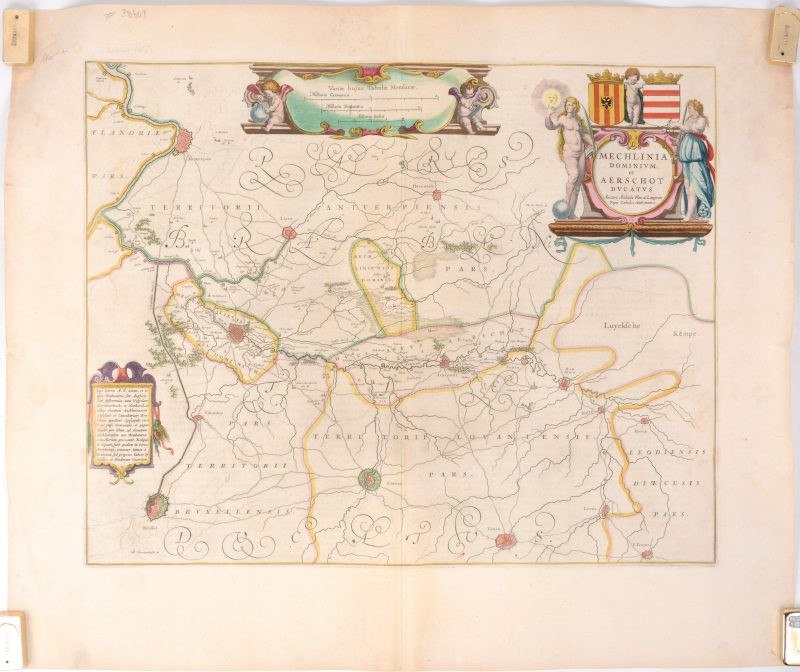 Twee oude ingekleurde XVIIe eeuwse kaarten, waarbij één van Mechelen en Aarschot en één van Leuven.