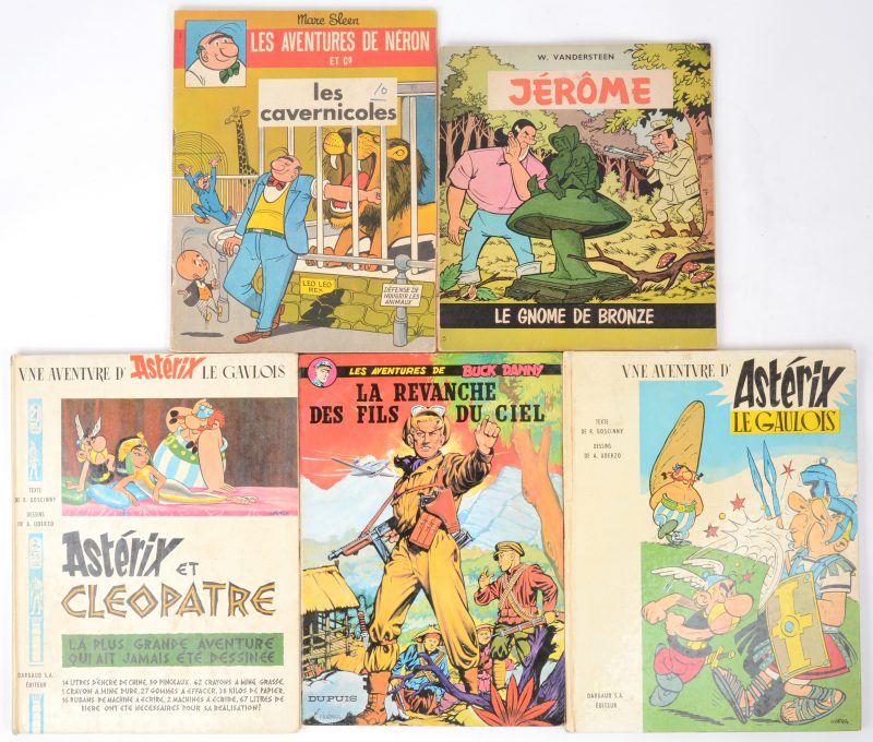 Een lot van vijf Franstalige strips: Jerôme, Nero, Buck Danny & Asterix.