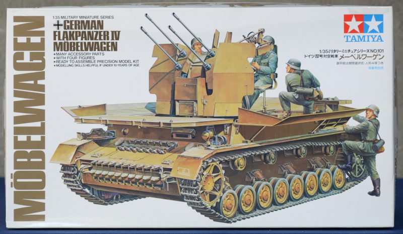 “Flakpanzer IV Möbelwagen”. Een modelbouwkit op schaal 1/35. Compleet en in originele doos.