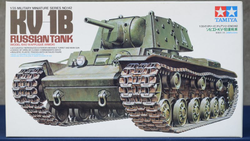 “Russische KV-1B tank”. Een modelbouwkit op schaal 1/35. Compleet en in originele doos.