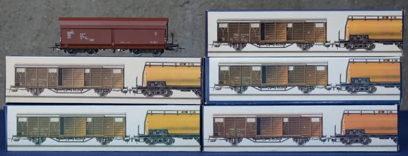 Een lot van vijf zijlossers van de Deutsche Reichsbahn voor spoortype HO. In originele dozen.