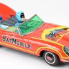 “Batmobile”. Een speelgoedauto op batterijen met motorgeluid en zwaailicht. in originele doos. Jaren ‘60.