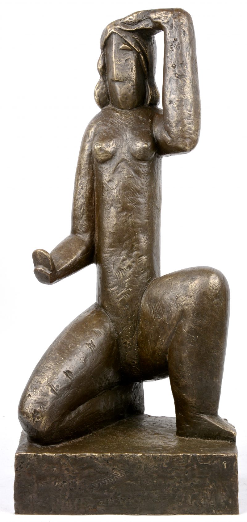 “Knielend naakt”. Een beeld van donkergepatineerd brons naar een werk van Henri Laurens.