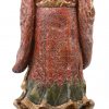 “Keizer op draak”. Een gepolychromeerd bronzen beeld op een houten voetstuk.