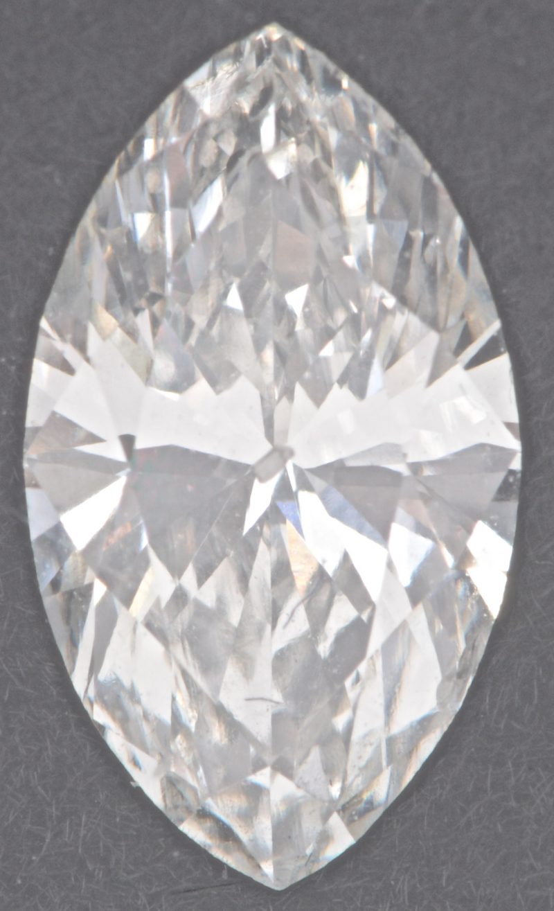 Een in markies geslepen diamant van 0,52 ct. Kleur H. SI1. Met HRD certificaat.