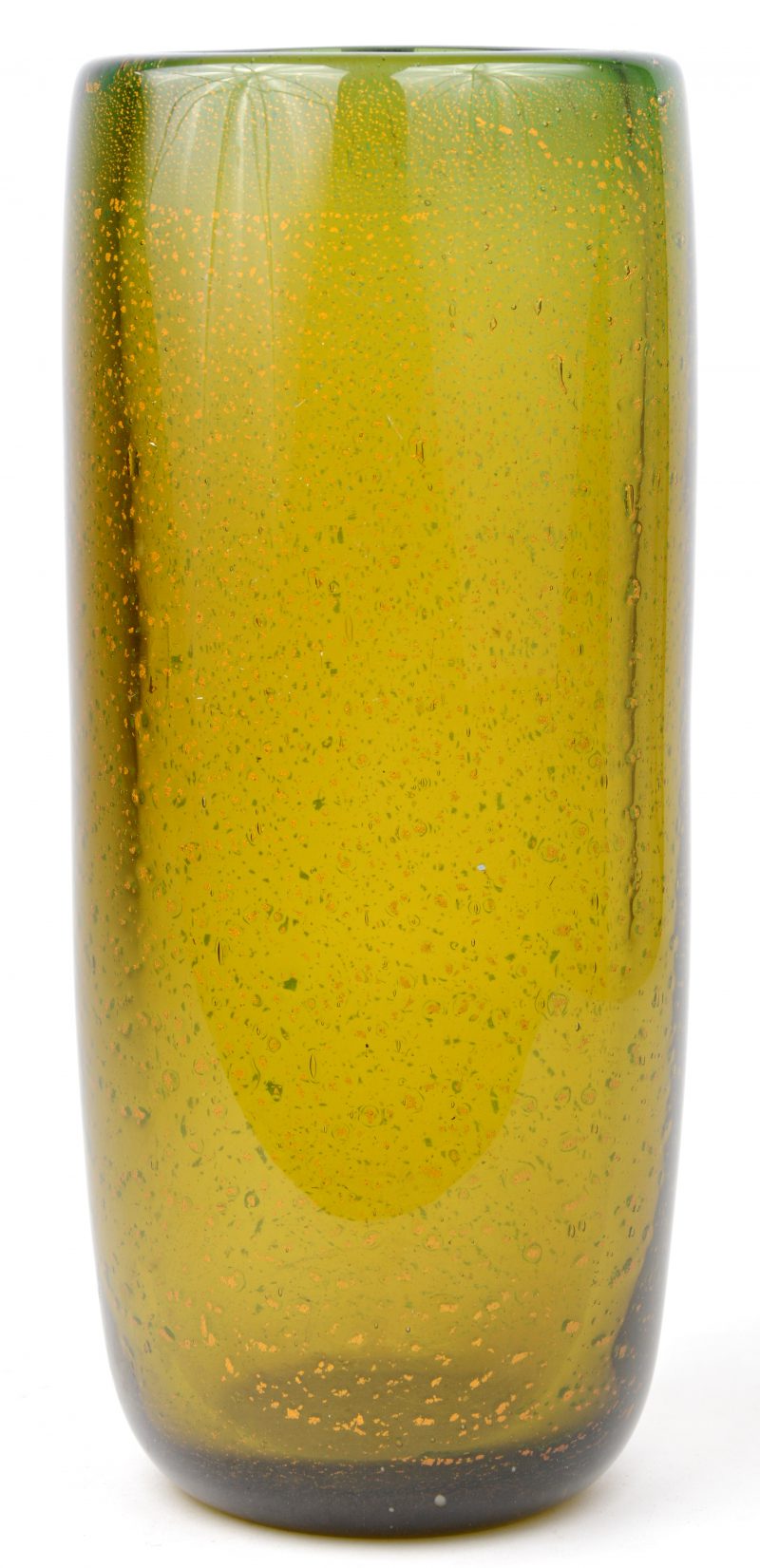 Een Murano vaas, geelgroen in de massa gedecoreerd met bladgoudspikkels.