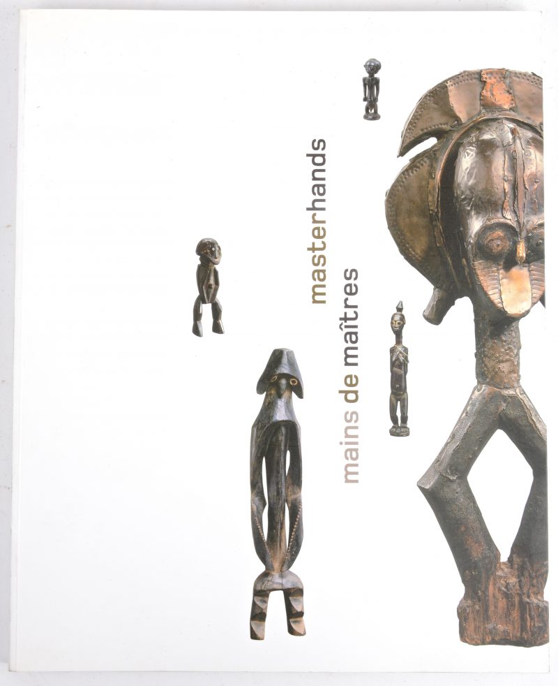 “Masterhands”. Boek over Afrikaanse beeldhouwers. Ed. BBL Cultuurcentrum.
