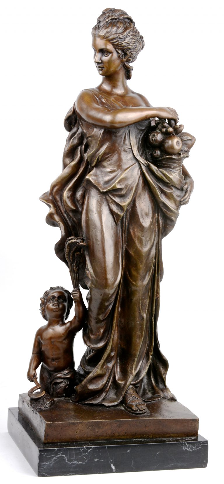 Griekse godin. Bronzen beeld naar het classicisme. Jordaens N.V. Veilinghuis Griekse godin. Bronzen beeld naar het classicisme. Jordaens N.V. Veilinghuis