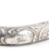 Een XIXe eeuwse wandelstok met 800 ‰ zilveren handvat, versierd met een gedreven bloemendecor.