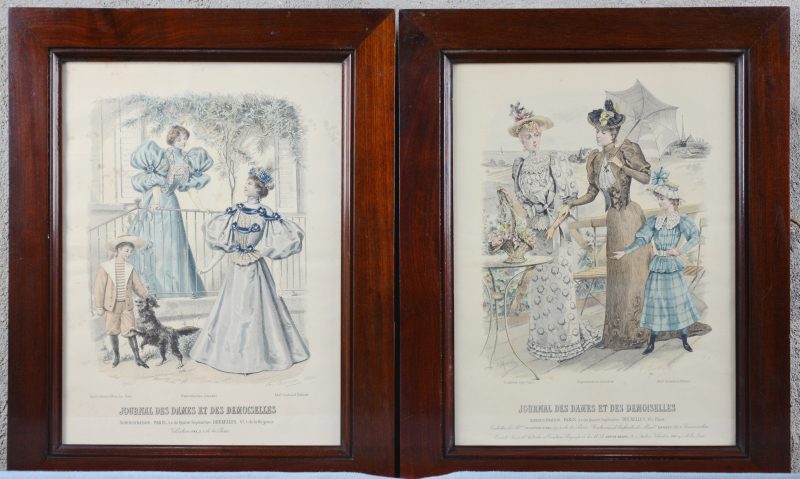 Twee ingekaderde XIXe eeuwse covers van het tijdschrift “Journal des dames et des demoiselles”.