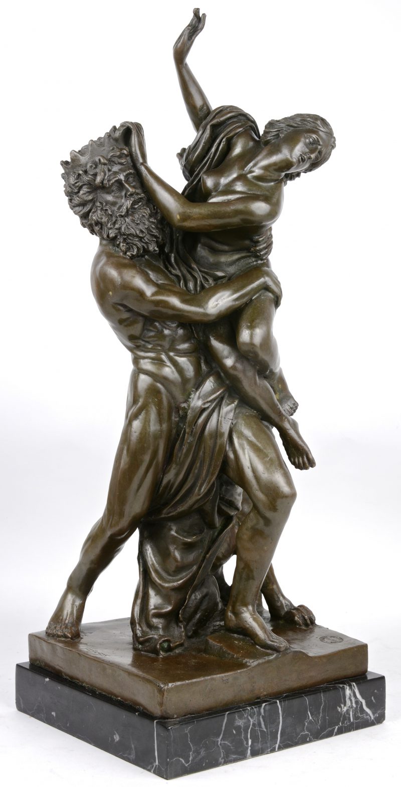 “Sater & nimf”. Een bronzen beeld naar een werk van Pierre Le Faguays. Op marmeren sokkel.
