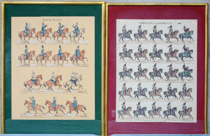 “Preussische Kavalerie” en “Chasseurs de la Garde Impériale”. Een paar handgekleurde prenten.