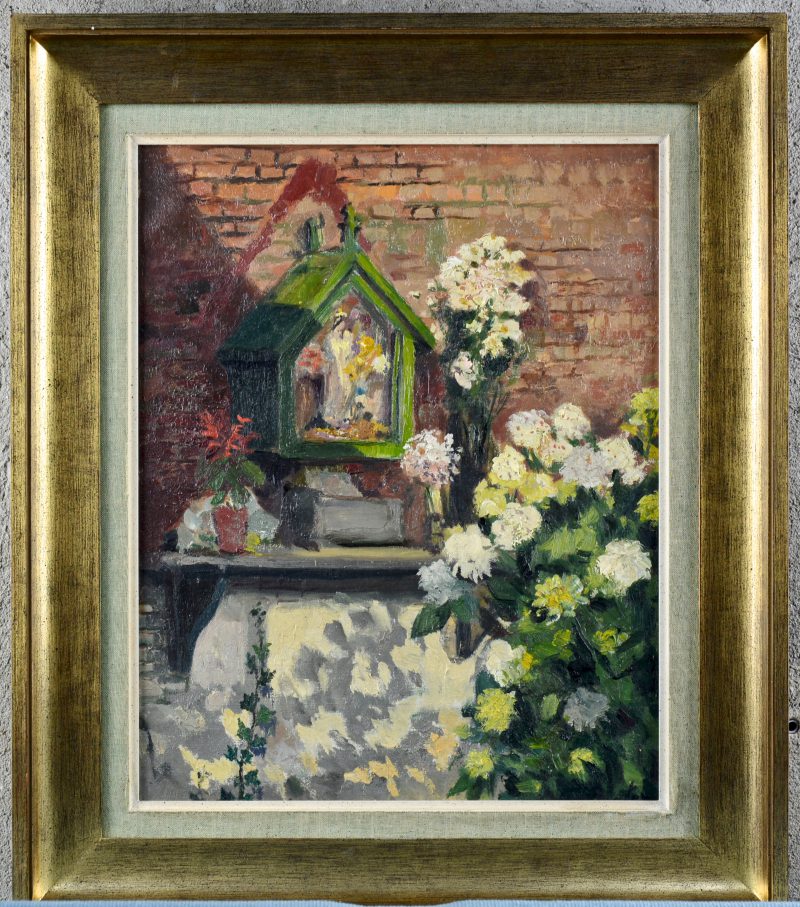 “Kapelletje met bloemen”. Olieverf op doek. Op de verso gesigneerd en gedateerd 1938.