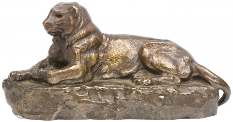 “Liggende tijger”. Een bronzen beeldje. Postume geut.