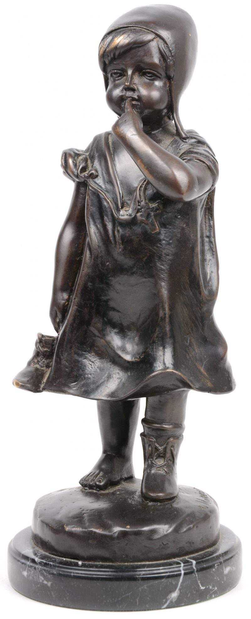 “Meisje met schoen”. Een bronzen beeldje met marmeren voet. Naar August Moreau.
